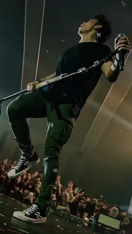 Noah - kau udara bagiku#arielnoah #noahband #noah #kauudarabagiku #lriklagu #music #song #templatecapcut #fyp #CapCut 