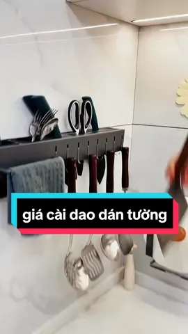 chiếc giá treo đồ nhà bếp màu sẽ giúp phòng bếp của bạn gọn lắm đấy #giadungtienich #giatreodonhabep #giatreodao #giadedao #giacaidao #giacaidaokeo 