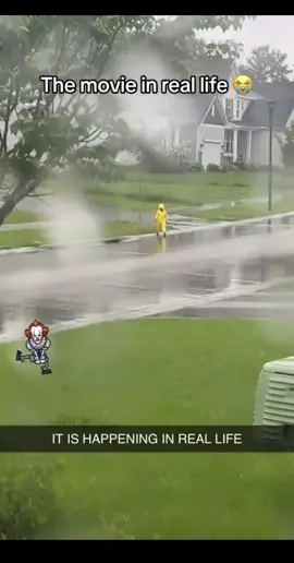 Goergie #IT #clown #goergie #raincoat #yellow #drain #rain #paperboat #horrormovie #irl #fypシ゚viral #fypp #fypage #foryoupage 
