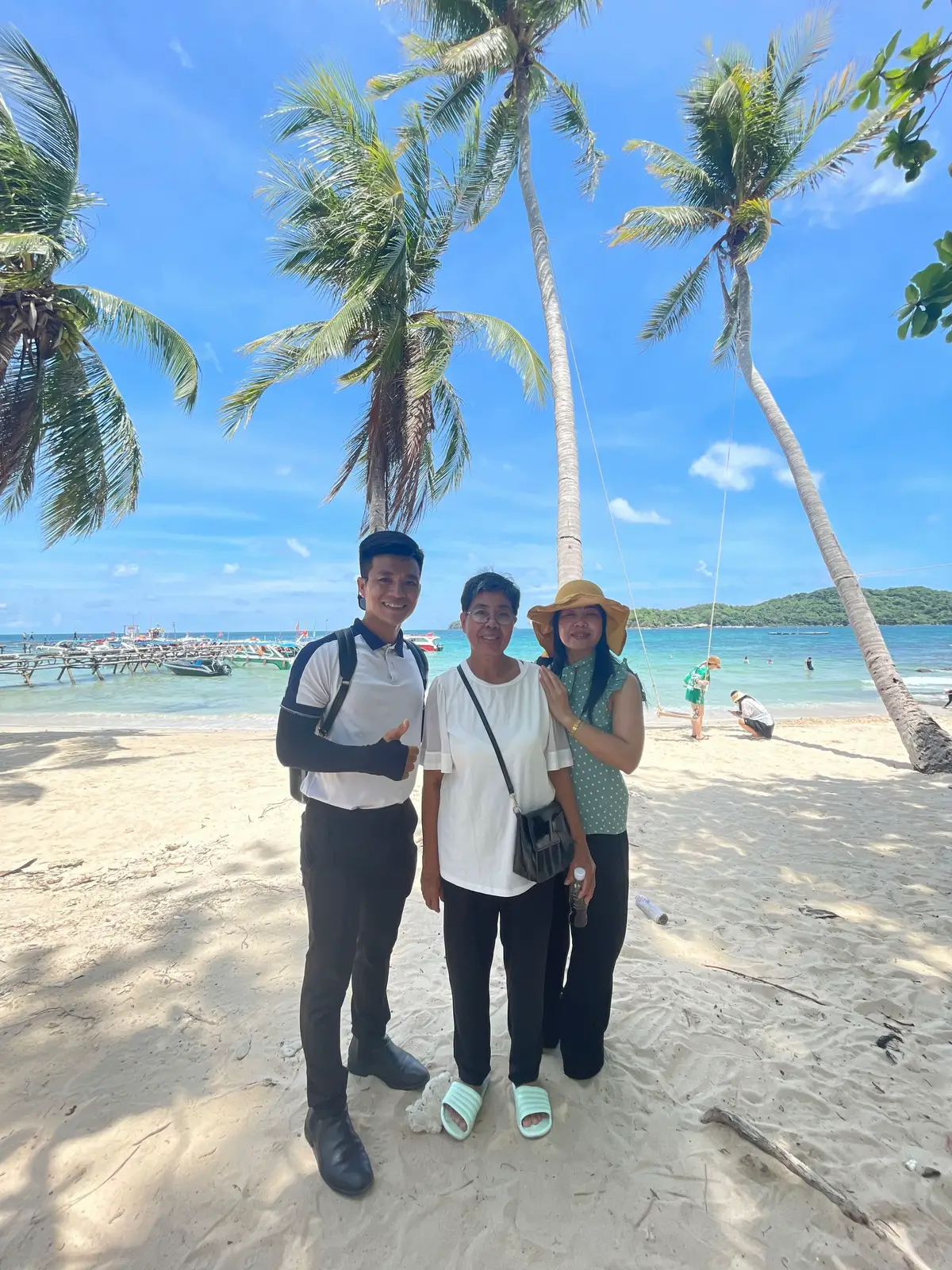 Đồng hành cùng gia đình chị Đào từ Canada #sonphuquoc #huongdanvienphuquoc