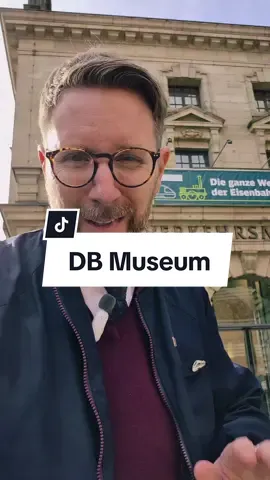 Heute nehme ich Euch mal mit ins DB Museum in Nürnberg. Ein Gang durch die Geschichte der Eisenbahn in Deutschland! Das Herzstück des DB Museums bildet eine große Ausstellung zur Geschichte der Eisenbahn in Deutschland. Auf zwei Etagen geht ihrvauf eine Reise durch mehr als 200 Jahre Eisenbahngeschichte - mit all ihren Beziehungen zu Technik und Wirtschaft, Gesellschaft und Kultur. Ich wünsche Euch ganz viel Spaß! ❤️🥳👍🏼 Okee, Tschüss! ⏰️ Öffnungszeiten Museum Dienstag bis Freitag 9 bis 17 Uhr Samstag, Sonntag, Feiertage* 10 bis 18 Uhr Montag geschlossen 📍Adresse DB Museum Nürnberg Lessingstraße 6 90443 Nürnberg https://dbmuseum.de #Museum #dbmuseum #dbmuseumnürnberg #nürnberg #Lokführer #Trainfluencer #historisch #eisenbahn #eisenbahngeschichte #Geschichte  #interview #Bahn #Eisenbahner #Ausstellung 