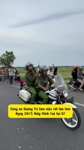 Cảnh sát Quảng Trị làm việc rất chu đáo trên mỗi bước đi của thầy Thích Minh Tuệ #thichminhtue #minhtue #phật 