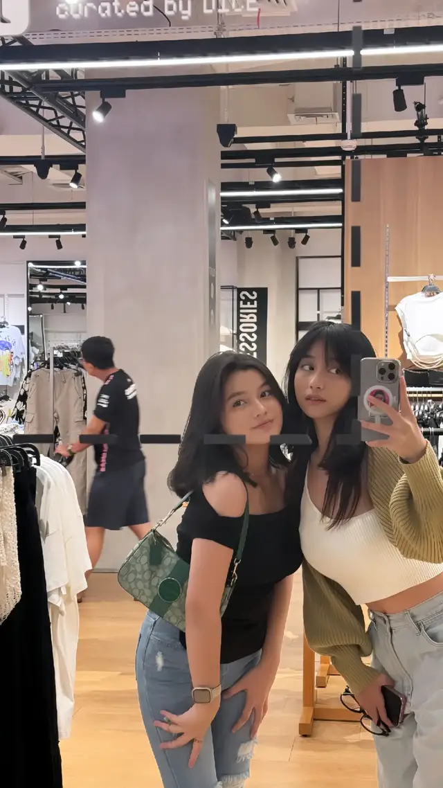 🫂 #moots #lewatberanda #fyp #foryoupage #4u #notrisaa #naylaastrid #xyzabc 