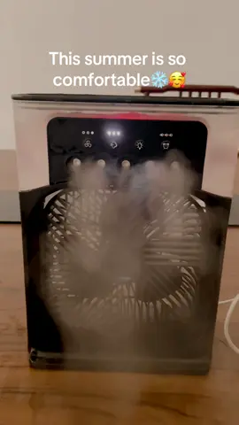 You need this for summer heat😢❄️#uk #tiktokmademebuyit #fyp #amazonmusthaves #Summer #fan #usb #trending #trend #life #cool #hot #ice 