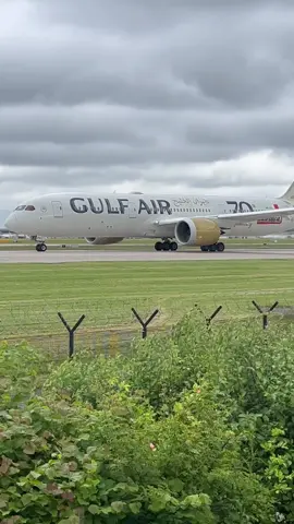 🔊🔊 🎶 🎶 Gulf Air Boeing 787-9 Dreamliner 📍Manchester Airport MAN/EGCC