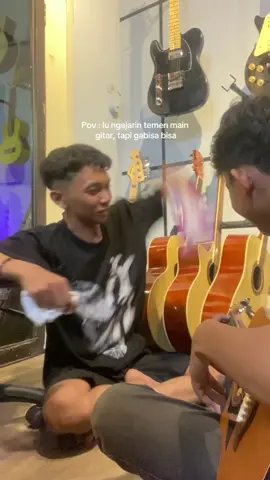 Siapa nih yang kek gini juga, sertakan keluh kesahmu dikolom komentar #gitar #gitarakustik #guitar #gitarcover #gitarmurah #gitarcostum #gitarlistrik #gitarelektrik #gitarakustik #gitarpemula 