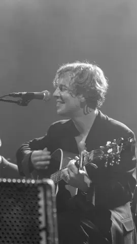 sirens - live 