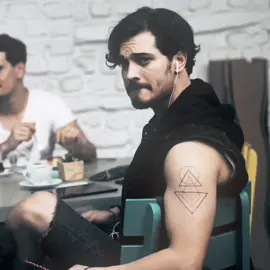 uzun ve dalgalı saçlı çağatay diyorum🫠 #çağatayulusoy #delibal 