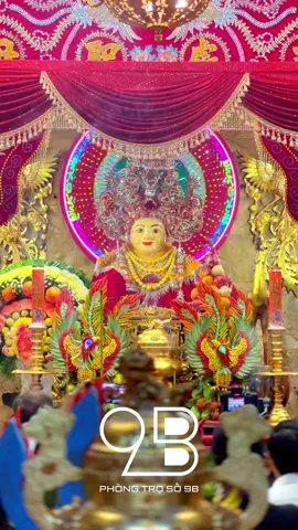 Hình ảnh đầu tiên của Bà sau đại lễ Tắm Bà thay áo mão trang nghiêm đẹp đẽ khuya 23/4âl #mieubachuaxu #nuisam #châudocangiang #miếubàchúaxứ #phongtroso9b #TÂMLINH #tâmlinh #viabachuaxunuisam #mieubachuaxuchaudocangiang #docungbachaudoc #bachuaxunuisam #xuhuongtiktok #mientay #lehoiviabachuaxunuisam 