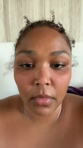 LIZZO Reacts to being referenced on the comedy show “south park” 👀 {🎥: @lizzo} Tags 🏷️ #lizzo #lizzosbiggrrrls #lizzochallenge #lizzoanti #lizzobeeating #lizzoconcert #lizzomeme #lizzomode #southpark #southparkbestclips #familyguy #djmarkie 