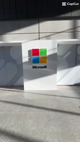 What an amazing tour of @microsoft building with @ifmasiliconvalley in @mountainviewgov!  • This building was truly remarkable in its sustainability and design! Incredible features such as rooftop garden, sports courts, exposed wood elements through out the facility truly made it stand out!  • As always it was so good to be with IFMA Fam!  #microsoft #mountainview #california #ifma #ifmasv #ifmasvchaptermeeting#CapCut 