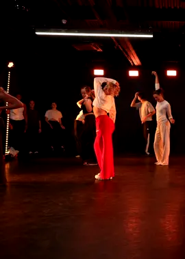 Some more class footage - choroe by #jaredhageman #themanorldn #class #dancer #professionaldancer #jazz #contemporary #fusion 