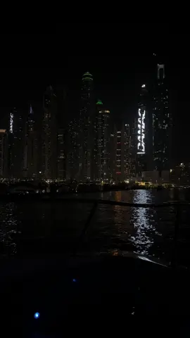 Skyline 🛥️ #travel #Lifestyle #wealth #alhamdulillah #money #moneymotivated #explore #aesthetic #sea #dubaimarina #dubai #dxb #dubai🇦🇪 #burjkhalifa #jbr #yacht #moneymindset #dubaimall #luxury #luxuryyacht #skyline #city 