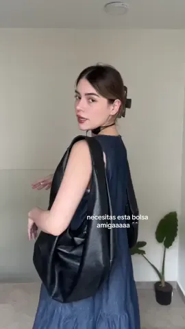 si estás buscando una bolsota este video es para ti amiga 💌 códigos de las bolsas:  🖤 31276186 / 🤎 31276170 y tenemos código: 24SUMMERstephieavalos ✨ - @SHEIN @SHEIN Mexico #SHEINsummersale #SHEINforAll #sheinhaul 