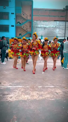 Ignoren la embolura pasando 😒 #caporal #caporalessantos #corazondejesus #caporalesperu🇵🇪 #caporalesbolivia🇧🇴 #caporales #dance #สโลว์สมูท #สโลว์สมูท #สปีดสโลว์ #สโลว์สมูท @A N T U A N E ❤️‍🩹 @Yessi Cárdenas Dionisio @🌸 Y A N I N A 🌸 @Melani Espinoza 