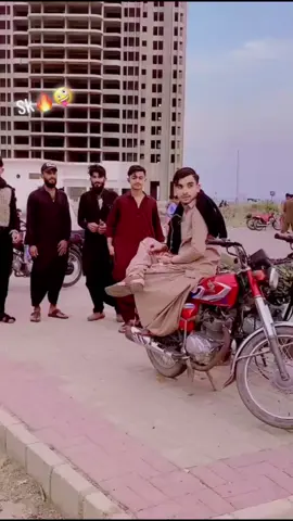 #😎😎😎😎😎 #😎😎😎😎😎 @ßk.Mãhīîí bALôuch♥️☑️ jaan @🦋 ♡❀✰_𝑺𝒊𝒔𝒕𝒆𝒓_✰♡❀ 🐣 @Queen Pathan 😎😈 