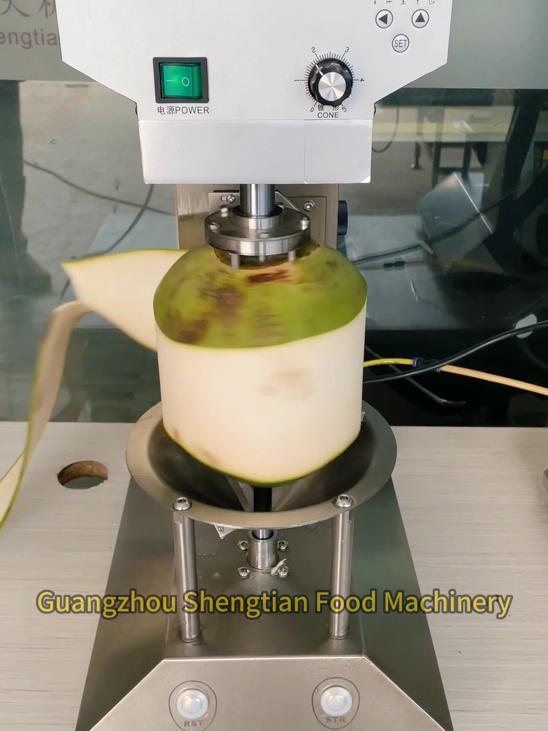 #coconut #Thaicoconut #coconutpeeling #machine #foodmachinery