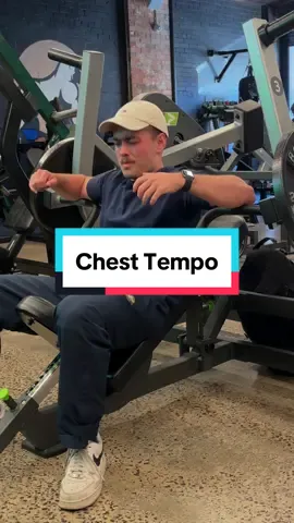 How I Grew my Chest By Fixing my Form #benchpress #chess #gymbro #gymmotivation 