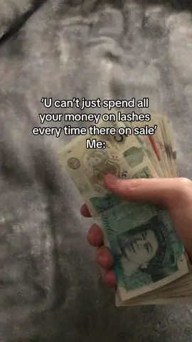 #lashes #falselashes #falseeyelashes #clusterlashes #lashbundles #moneytok 