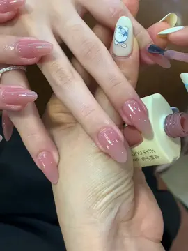 Sơn trơn thôi cũng xỉu xỉu #nails #videonail #videonailxuhuong #nailxuhuong #phukiennailnam #phukiennail #stsonthach #missgoeypolish 