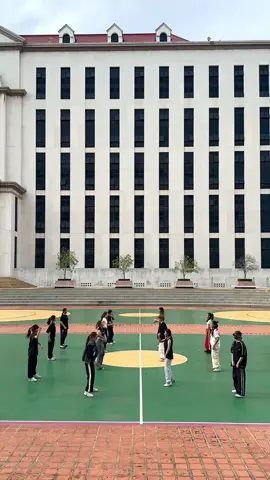 Get out of our way cause bout to kill this 🔥☄️  dance by @team_wedemboyz  Song: misfit by @NCT Official  #misfits #nctu #wedemboyz #abacdanceclub #dance 