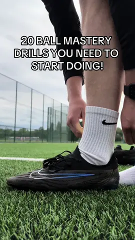 How to get fast feet⚡️ Ball mastery session with a pro CB  #fyp #footballtiktok #pro #footballerslife #professionalfootball #ballmastery #fast #foryou  * How to get fast feet * Ball mastery session * Individual session