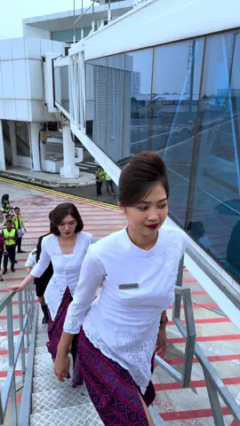 #viralid cantik- Cantik dan Ganteng - Ganteng, Pramugari Pramugara Batik Air Indonesia.#pramugari #pramugara #batikair #rajavideoid #pesawat #lutfifernanda 
