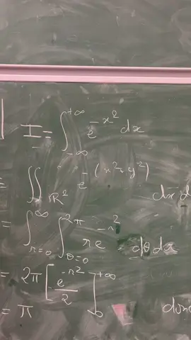 Camera cachée calcul de la gaussienne pour les littéraires. #cpge #prepa#mp #pcsi #mpsi #parcoursup #polytechnique #bac #brevet #macron #lycee #parc 
