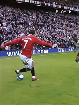 Ronaldo skills in 2008 😍 // #football #foryoupage #fyp #ronaldo 