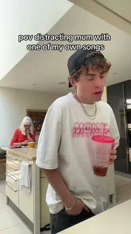 this is called ‘Hollow’ ✨ #hollowtomking #originalsong #singingvideo #singingchallenge #reaction #mumsoftiktok 