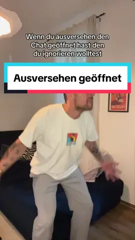 Wir haben doch alle diesen einen Chat der für paar Wochen unbeantwortet bleibt 😅👀 #chat #ignorieren #nachricht #ausversehen #upsi #wiekannmannursodummsein #dumm #daily #alltag #whatsapp #telegram 