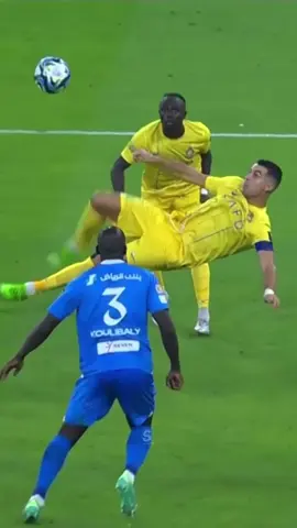 Cristiano Ronaldo’nun futbolseverleri geçmişe götüren röveşatası direkte patlıyor! 💥 #ronaldo #cristianoronaldo #bicyclekick 