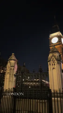 London🇬🇧#lindon#bigben#placetovisit #westminster#amazing #viral #PlaceToVisit #🇬🇧#❤️ #tiktok#traveluk  