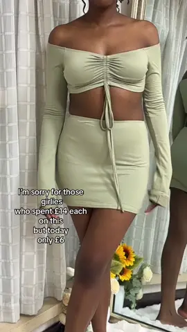 #fashion #tiktokmademebuyit #OOTD #Summer #backless #skirtset #skirt #summervibes #foryou #fyp 