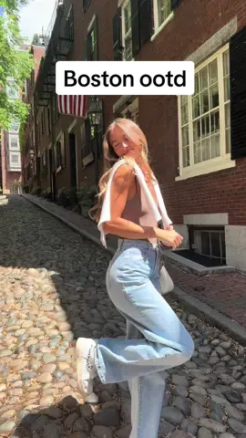 being a Boston tourist for the weekend 🦞🫶🏼 #boston #bostontiktok #massachusetts #OOTD #outfit #outfitideas #outfitinspo #weekend #WeekendVibes #vacation 