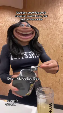 Pré treino Haze 🏷️raquelfit @Growth Supplements  . . . #memevumiral #viraltiktok #humorgym #gym #acadmemia #trend #teamgrowth 