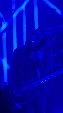 I really tried my best to take vids of everyone, but- Can't believe it's already a month tomorrow 😪 #sleeptoken #sleeptokenvessel #sleeptokeniv #sleeptokenworship #teethofgodtour 