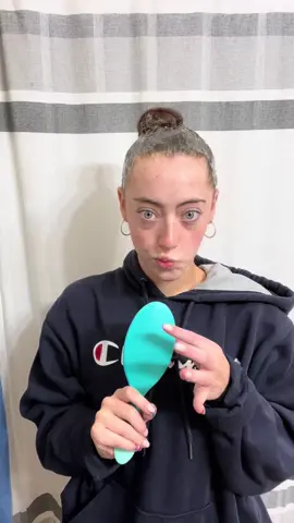 Knox gelatin hair ASMR 👨‍🍳💋 literally no thoguhtd behind those eyes 😌 #knox #artisticswimminghair #asmr #embily #fyp #foryou #gel #asmrsounds #blueeyes #crunchy #slickupyourlook #asmrvideo #trending 