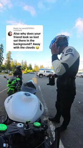 Replying to @saira021998 ya know im not sure 😂 @Diego  #fyp #diego #itbelikethat #youllhavethatonthembigjobs #biktok #kawasaki #ninja #zx6r #lostinthecloud #insta360 #mcdonalds #andioop 