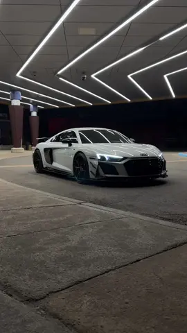V10 life. #audi #audir8 #r8 