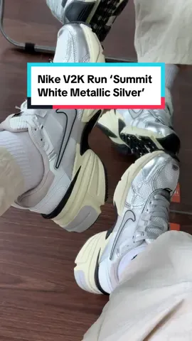 Nike V2K Run ‘Summit White Metallic Silver’  #sneakerlagiay #sneaker #sneakernhatrang #trending #xuhuong #fyp #nike 