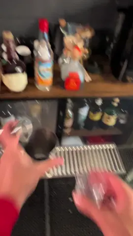 Learn this one to be transient behind the bar. If your goal is to rove around the bar without the need for a surface then this move is for you. P.S. it’s very helpful when you want to make a dealers choice cocktail and you don’t want to bring any of the bottles over to the well ;)  #cocktail #cocktails #bartenderskills #bartender #mixologist #mixology #flairbartender #flair