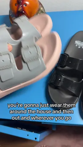 I keep finding the most comfortable sandals/slippers on the TikTok Shop! They also have a bunch of other cute colors 🤷🏻‍♀️ #SummerFashion #trendyshoes #sandals #slippers 