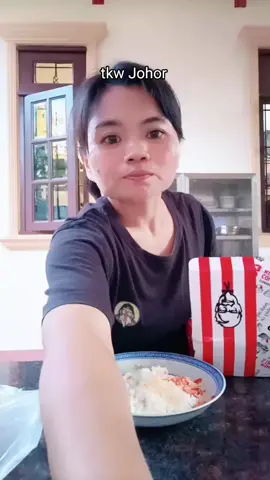 mbak TKW Johor selalu di tanya majikan sudah makan belum???? ,,nak beli apa tulis ,nanti saya belikan ,🙏👍😁🤭 #tkwindonesia #tiktokpurwodadigrobogan #fypシ゚viral🖤video🤗foryou😍🔥1k❤️✨trending #viralforyou1000000k #tiktokpurwodadigrobogan #foryouviralvideotiktok❤️❤️❤️❤️ #fypシ゚viral🖤video🤗foryou😍🔥1k❤️✨treding🤗 #fypシ゚viral🖤video🤗foryou😍🔥1k❤️✨treding #シ゚viral🖤video🤗foryou😍🔥1k❤️✨ #シ゚viral🖤video🤗foryou😍🔥1k❤️✨ #💚❤️💛💫foryuo #viralfypforyouforyoubagefypforyou #fypシ゚viral🖤video🤗foryou😍🔥1k❤️✨treding #viralfypforyouforyoubagefypforyou #rondopurwodadi #fypシ゚viral🖤video🤗foryou😍🔥1k❤️✨trending 