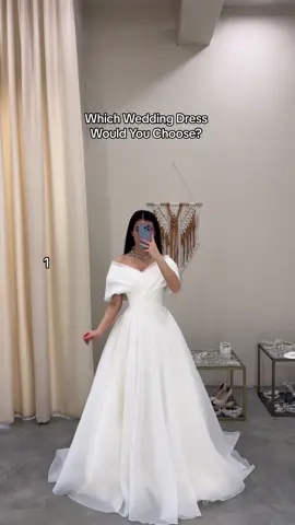 Gorgeous 🥰 #weddingtiktok #weddingtok #weddingdress #weddinggown #fyp #foryou 