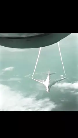 B1 Lancer #airforce #usairforce #edits #fyp #aircraft #bombardier #nomads_Group #b1lancer 