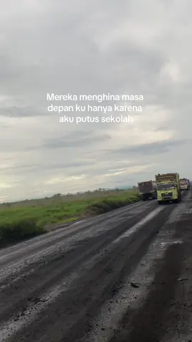 #drivermuda😎 #houlingkm71 #fypシ゚viral #storywa #houlingkalimantan #houlingbatubara #storytime #galaubrutal #fy 