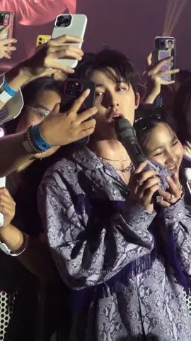 His fan service tho🔥🔥🔥 MENYALA KIM HANBIN🔥🔥 cr.on video #BI #비아이 #KIMHANBIN #HANBIN #131 #131label #bi_2024hypeupinbkk 