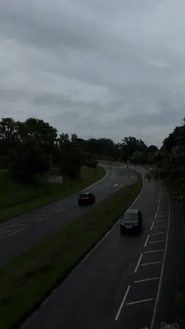 comfort weather 🌧️ #peaceful #rain #aesthetic 