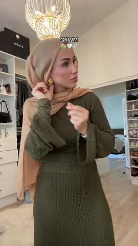 Still in my dress era @Veiled 🧚🏼#hijab #hijabstyle #modestfashion #dress #Summer #summerdress 